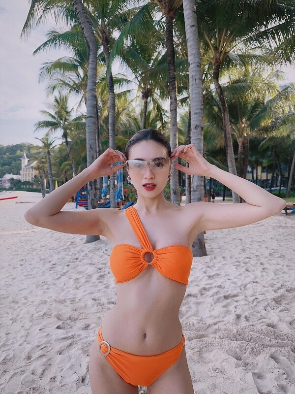199+ Hình ảnh Ninh Dương Lan Ngọc diện bikini gợi cảm, xinh đẹp