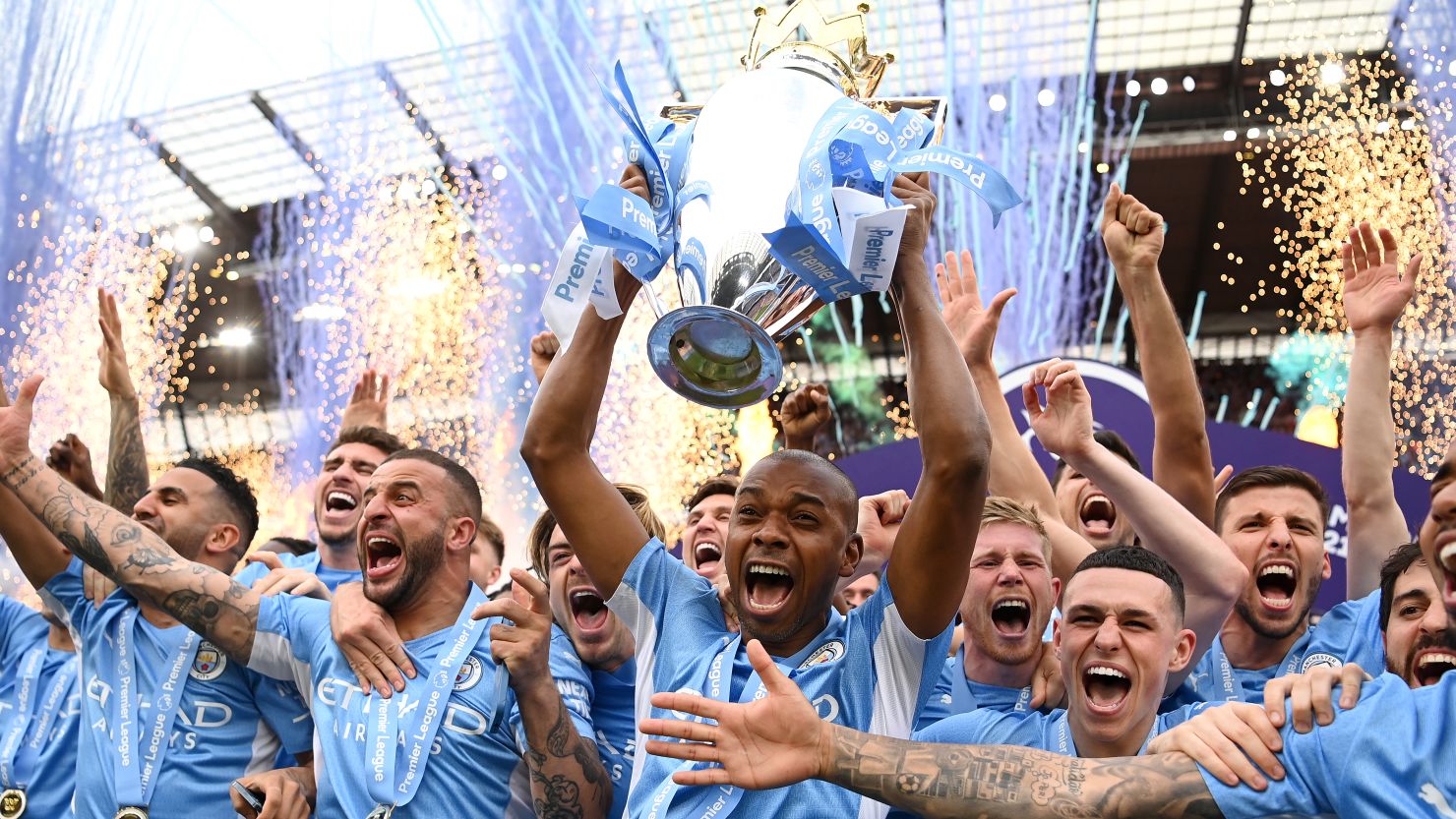 Ngoại hạng Anh: Manchester City có màn lội ngược dòng ngoạn mục để giành chức vô địch trong ngày cuối cùng đầy kịch tính | CNN