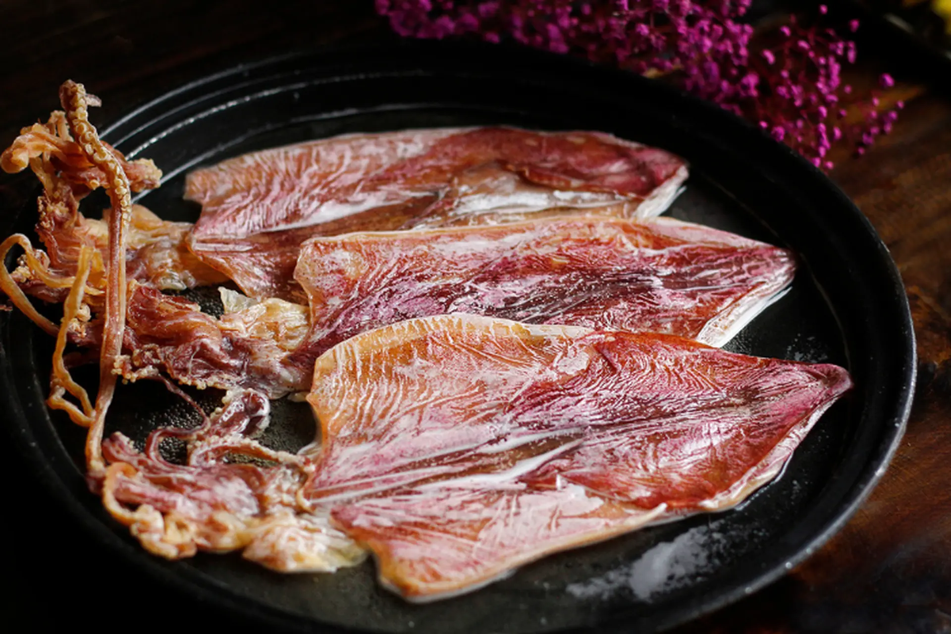 Cách nướng mực khô bằng nồi chiên không dầu đơn giản tại nhà